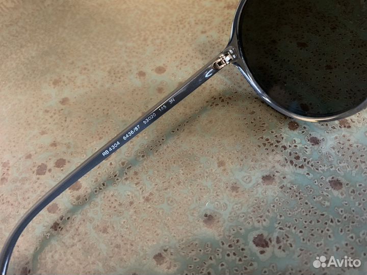 Солнцезащитные очки Ray-Ban rb 4304