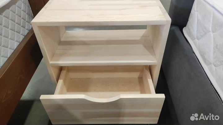 Тумба прикроватная