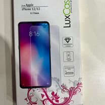 Защитное стекло на iPhone 12