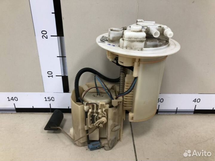 Насос топливный электрический Toyota Corolla E150