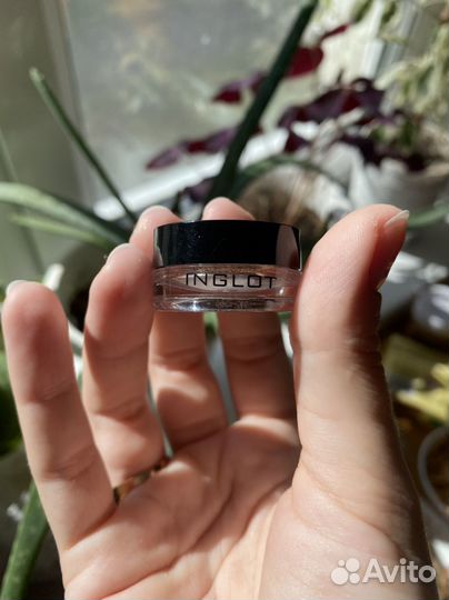 Пигмент inglot