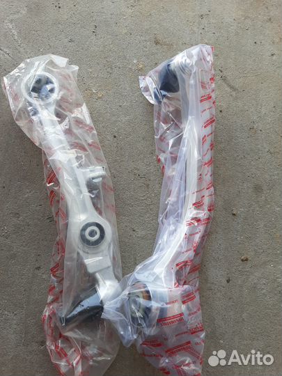 Рычаги нижние правые Passat B5