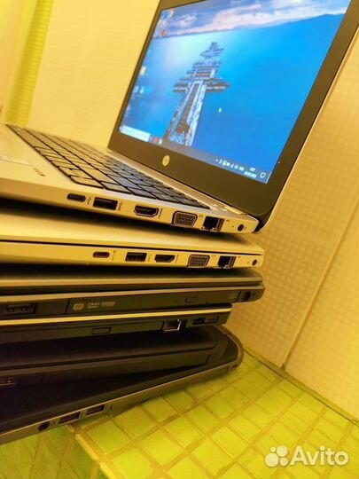 Ноутбуки продаются после закрытия офиса