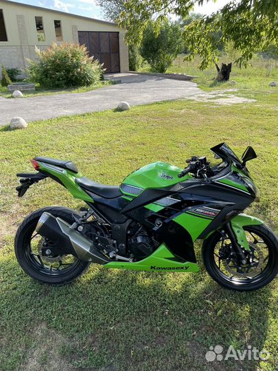 Kawasaki Ninja 300