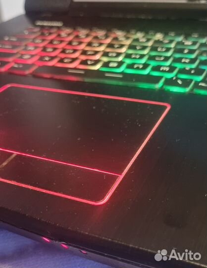 Msi Titan 17 игровой 8GB GTX 1080. 64 RAM