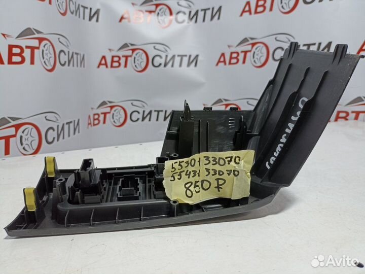 Накладка на торпедо Toyota Camry 40-45