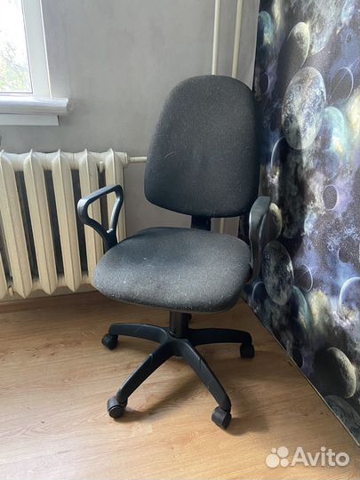 Компьютерное кресло