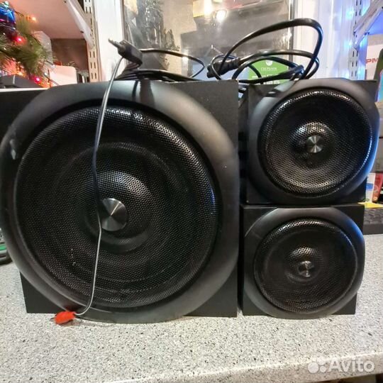 Акустика 2.1.Thonet Vander dass HK096-03526