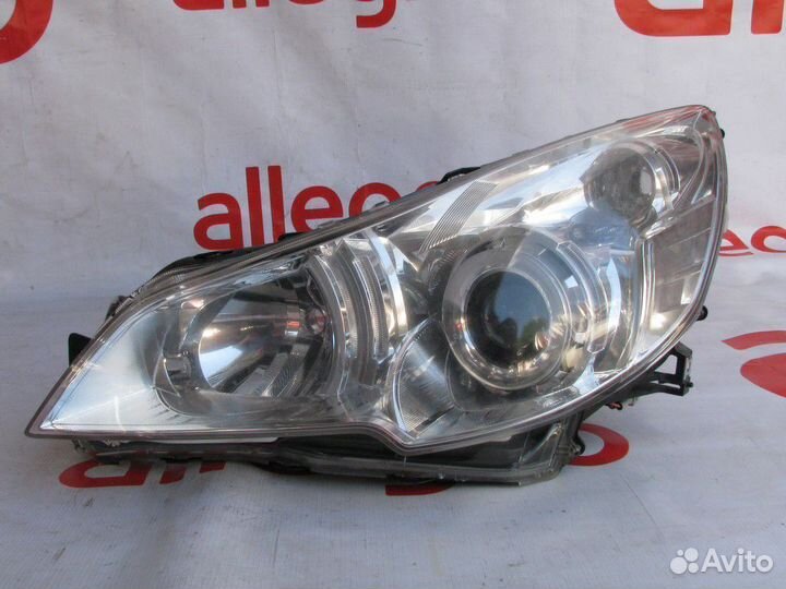 Subaru Legacy Outback фара левая передняя