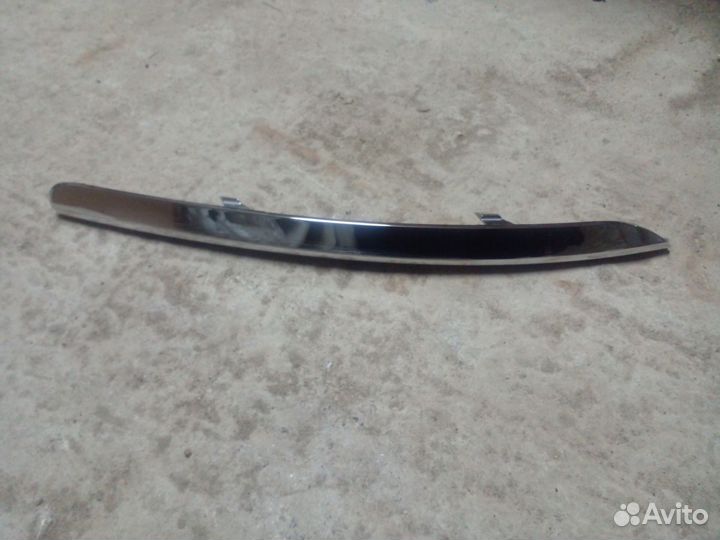 Молдинг переднего бампера левый Kia Sportage SL