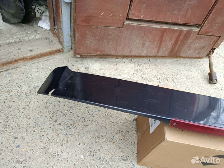 Спойлер крышки багажника Форд Фокус2