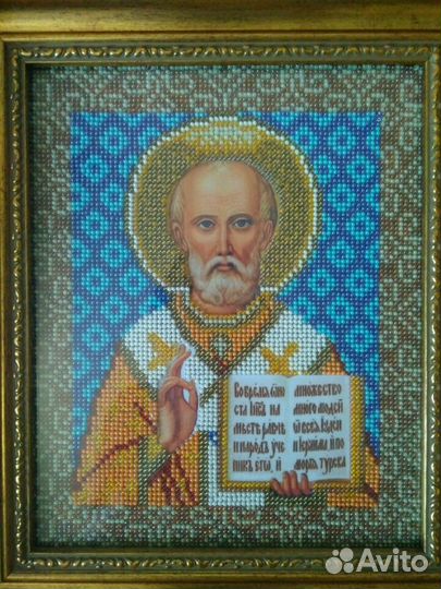 Икона вышита бисером