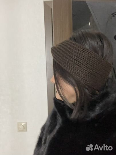 Повязка на голову вязаная