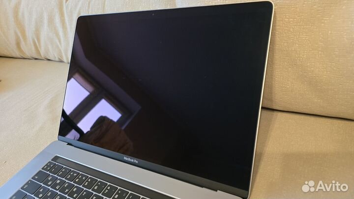 Macbook pro 15 2018 i9 32gb SSD 4Tb