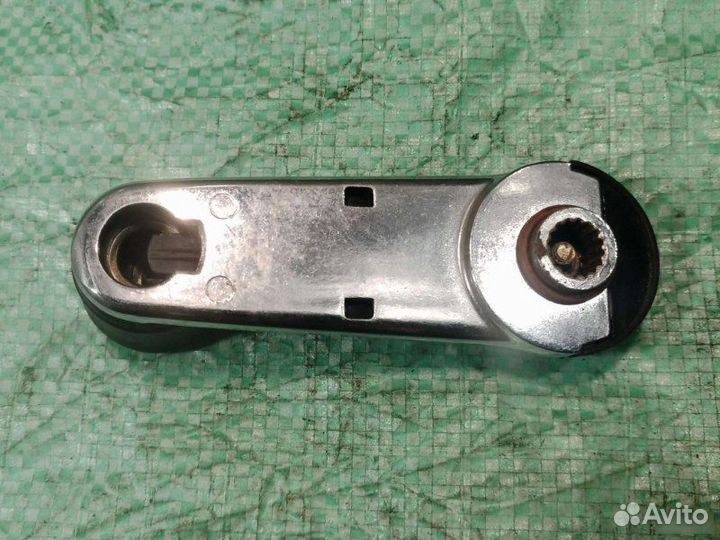 Ручка стеклоподъемника Audi A6 C4