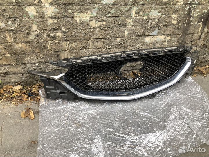 Решетка радиатора Мазда сх5 2017-2022