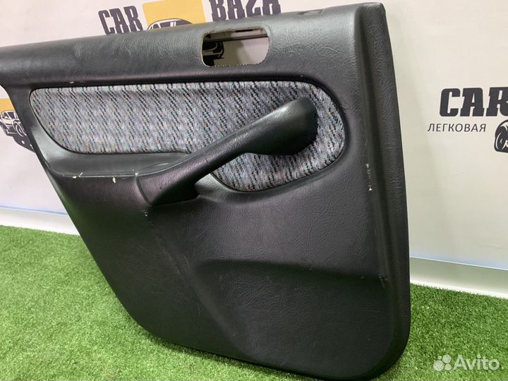 Обшивка двери задняя L Honda Civic