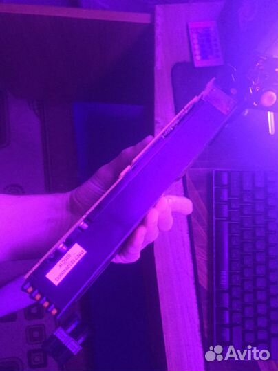 HD6870 1GB 192bit gddr5