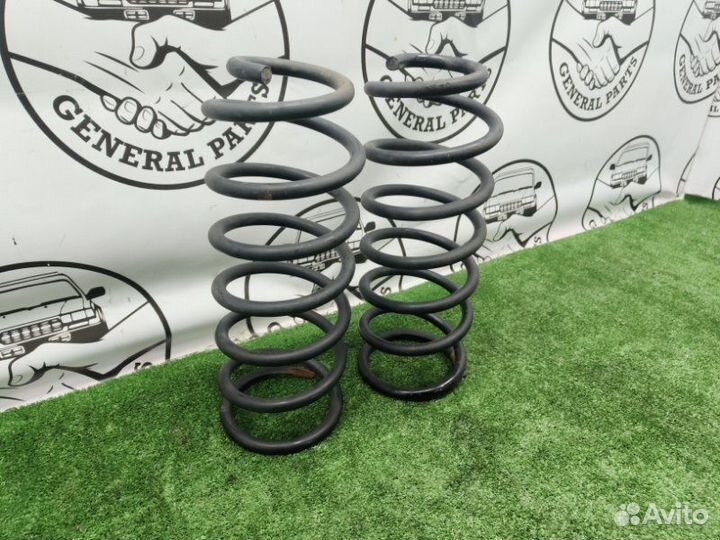 Пружина подвески Toyota Land Cruiser Prado RZJ95