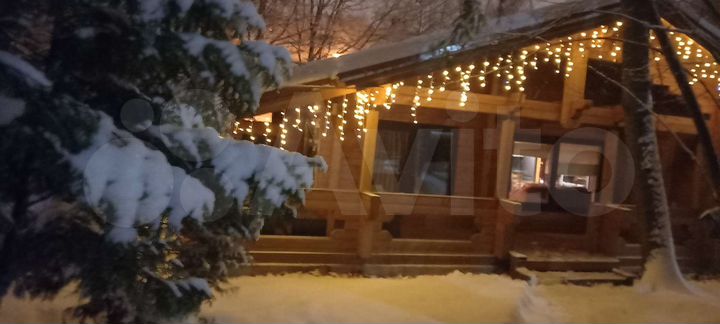 Коттедж 100 м² на участке 8 сот.