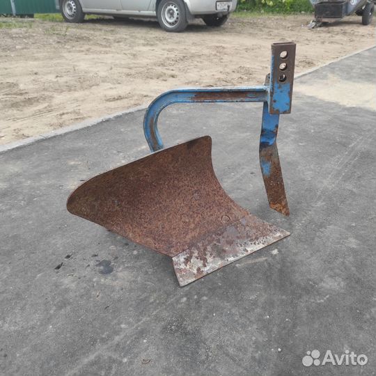 Плуг для мотоблока мтз