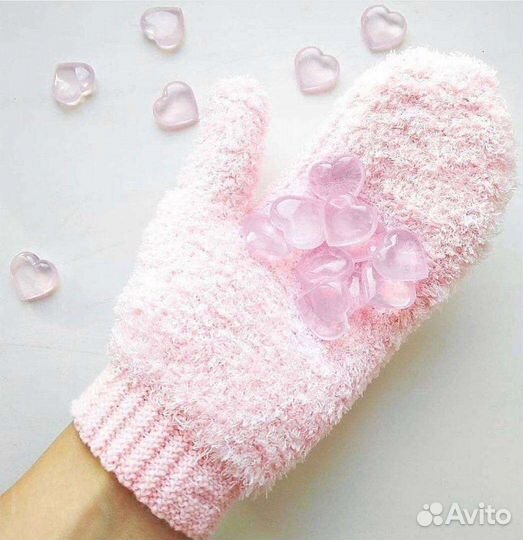 Варежка розовая для душа и снятия макияжа Ласка