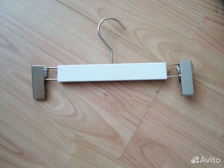 Вешалки с прищепками