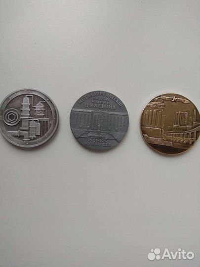 Настольные медали