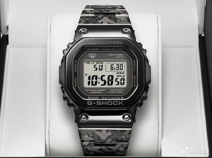 Часы Casio G-Shock GMW-B5000EH-1