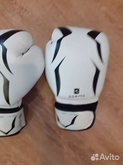 Перчатки боксёрские