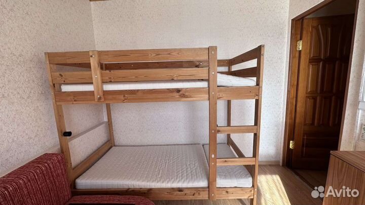 Двухъярусная кровать IKEA с матрасом