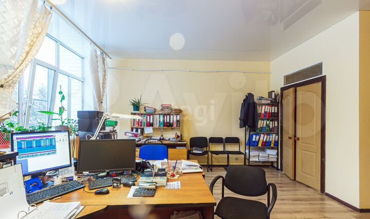 2-к. квартира, 58 м², 1/1 эт.