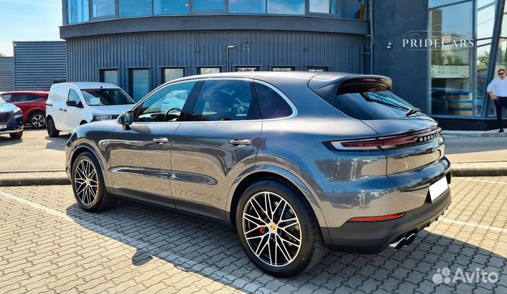 Porsche Cayenne S 4.0 AT, 2023, 270 км
