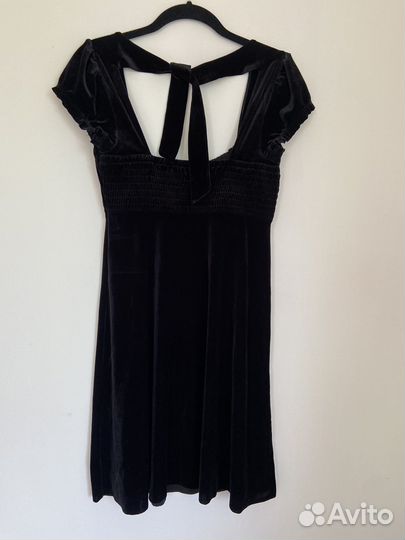 Черное бархатное платье в готическом стиле S