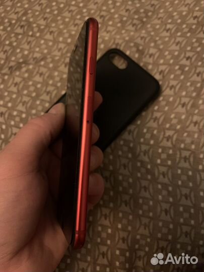 iPhone SE, 64 ГБ