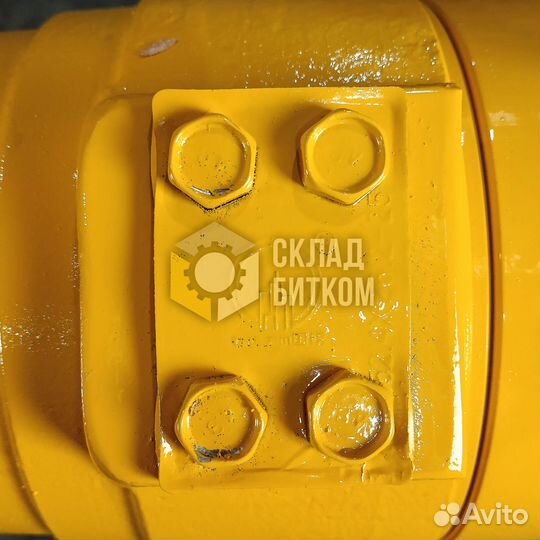 Гидроцилиндр стрелы Komatsu PC300HD-8