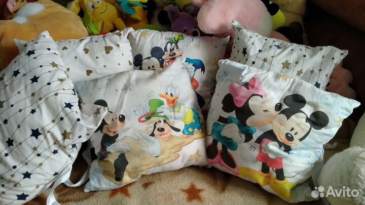 Бортики подушки в кроватку