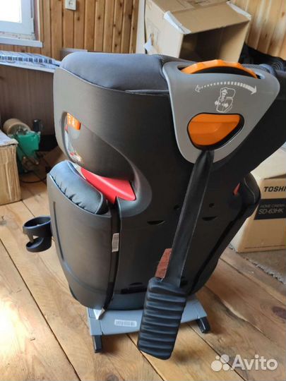 Детское автокресло 15 до 36 кг isofix chicco