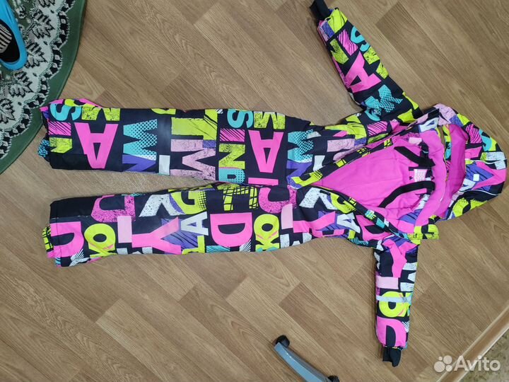 Зимний комбинезон для девочки