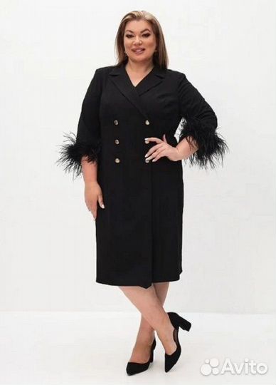 Очень стройнит С перьями платье-пиджак р.66-68