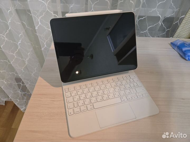 Apple iPad Pro 11 M1 + MagicKeyboard + Pencil