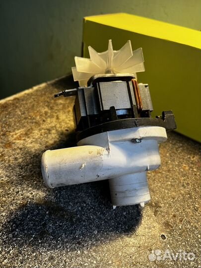 Помпа для стиральной машины ariston,Indesit