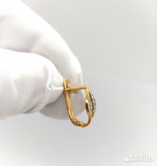 Серьги с синтетическим камнем Золото