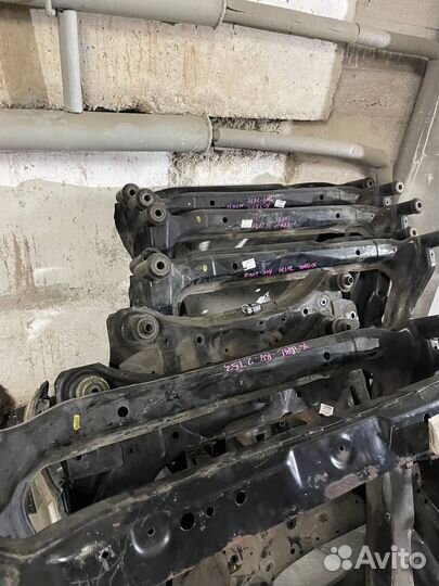 Подрамник на nissan x trail