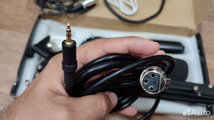 Микрофон для стримов bm800 со звуковой картой