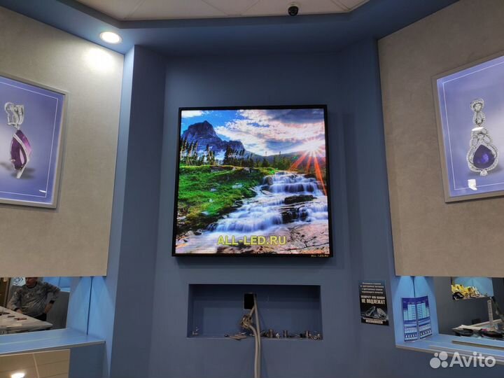 Светодиодный экран для помещения 133*133см