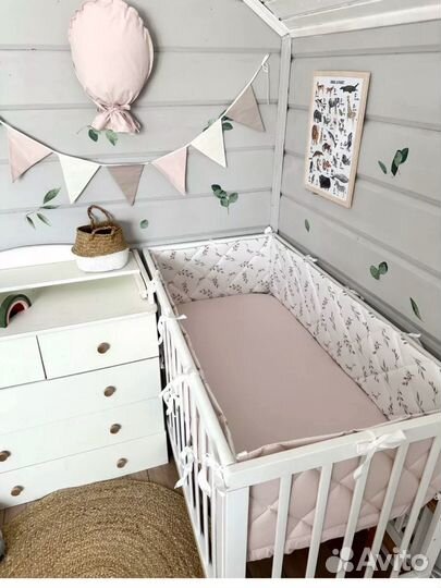 Бортики в кроватку новые