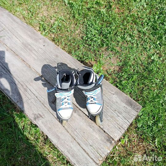 Роликовые коньки