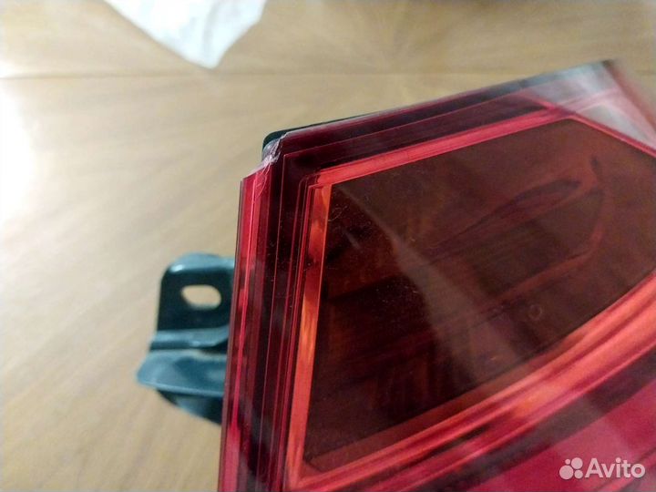 Продаётся задний правый блок фар на бмв f30 (ориг)