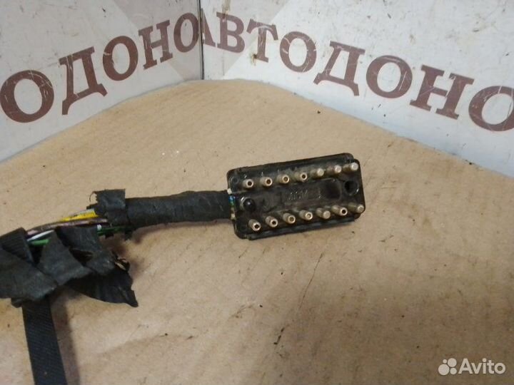 Подрулевой переключатель дворников Mercedes W124